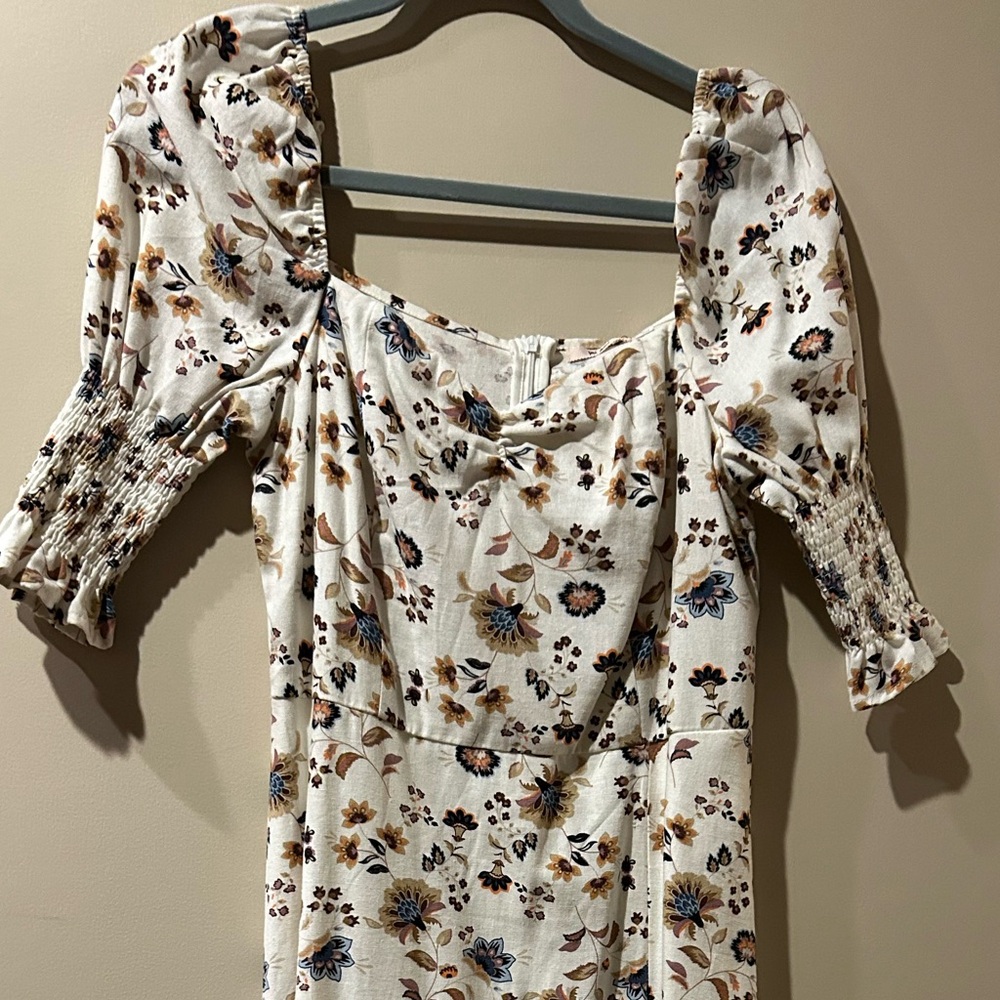 NWT Francesca’s Dress L Floral